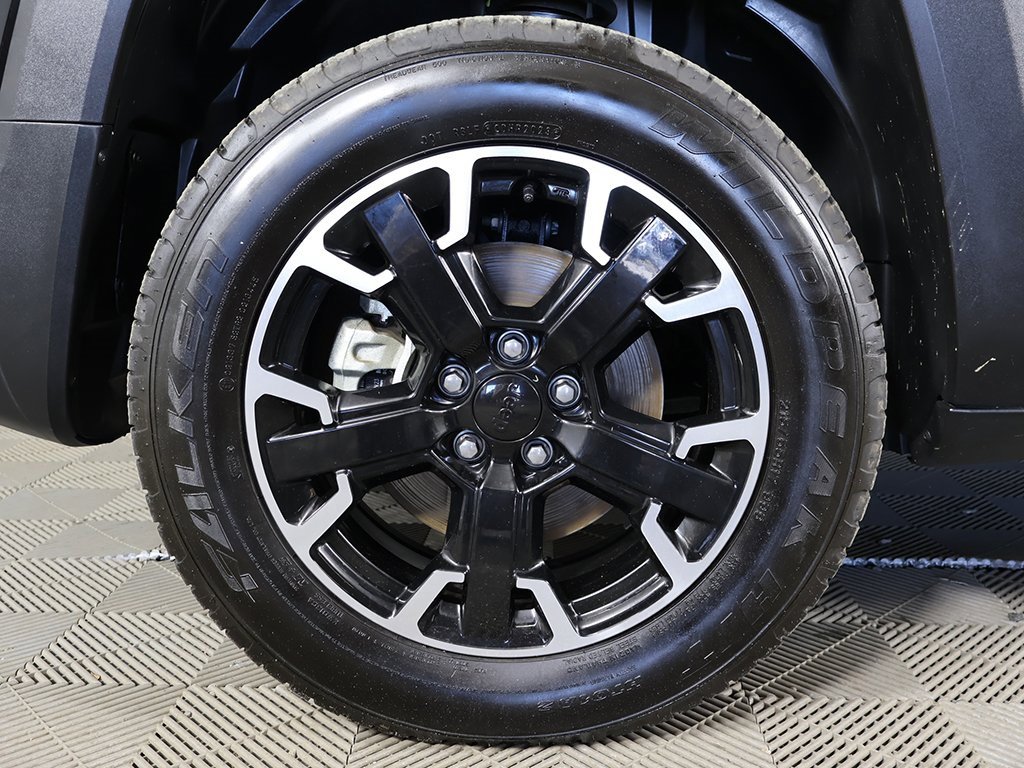 Used 2023 Jeep Renegade Latitude image 16