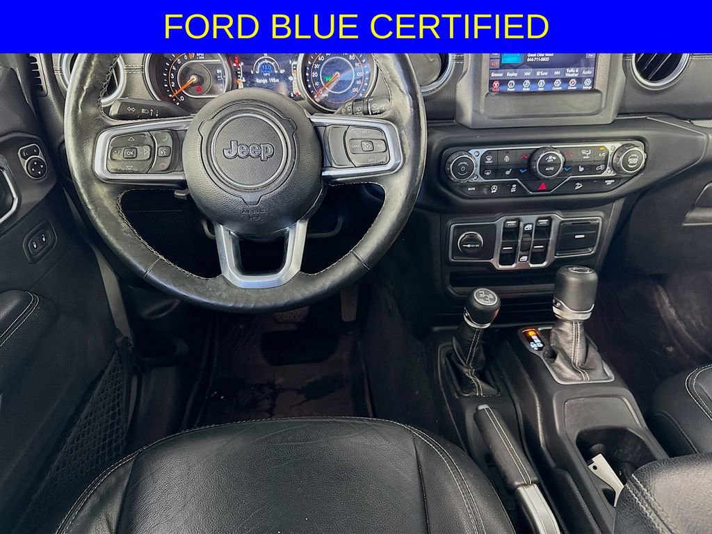 Used 2018 Jeep Wrangler Unlimited Sahara w/ Cold Weather Group image 21