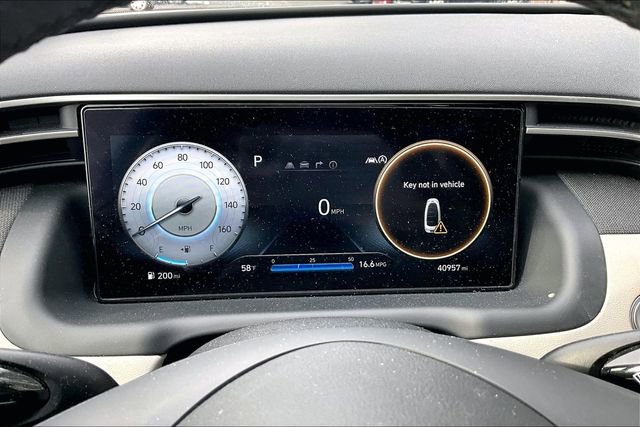 Used 2022 Hyundai Tucson Limited image 10