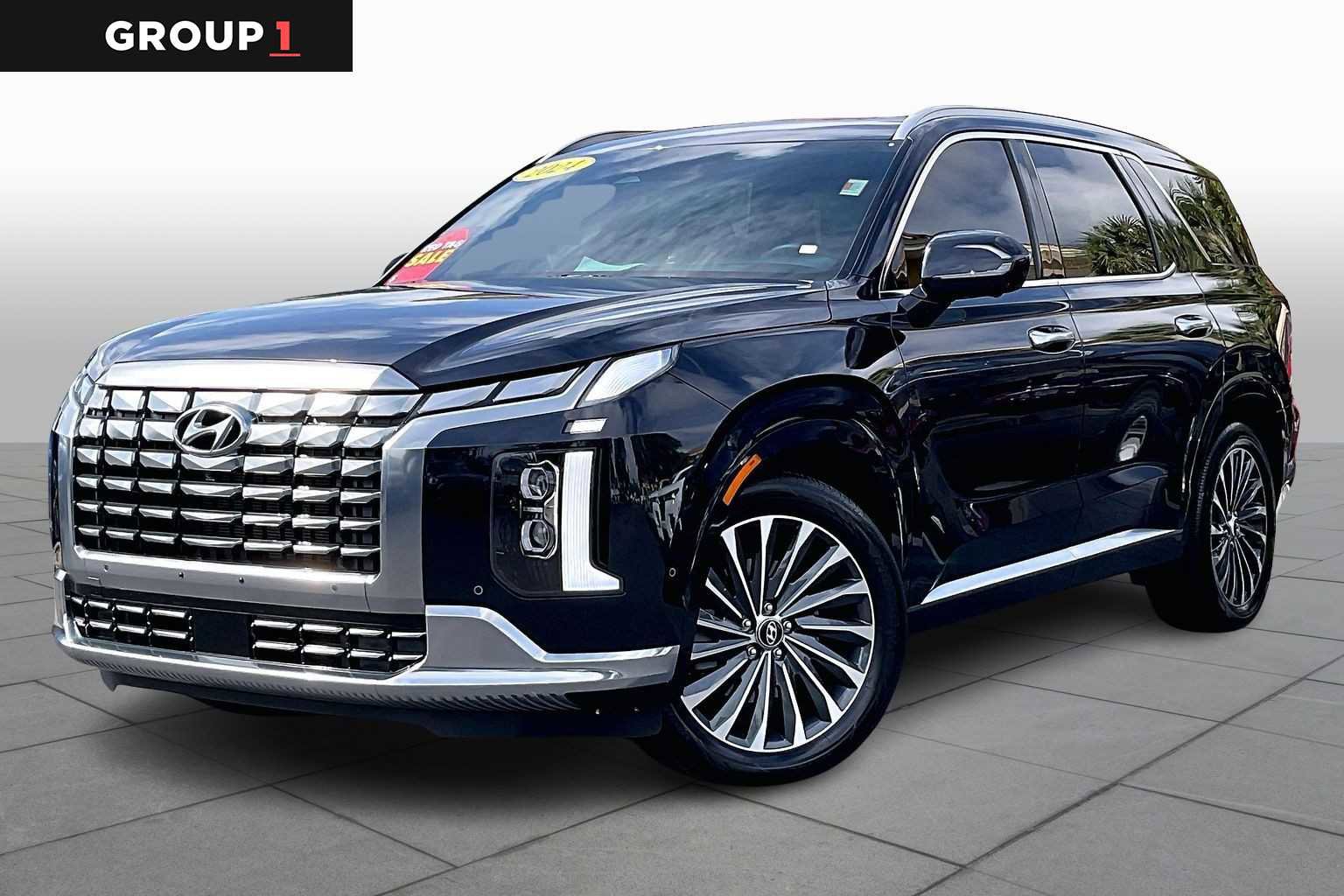 Used 2024 Hyundai Palisade Calligraphy image 1