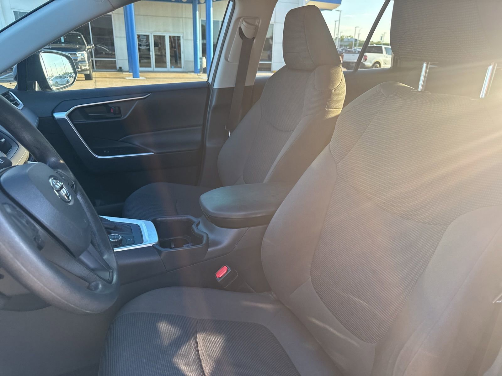 Used 2025 Toyota RAV4 LE image 10