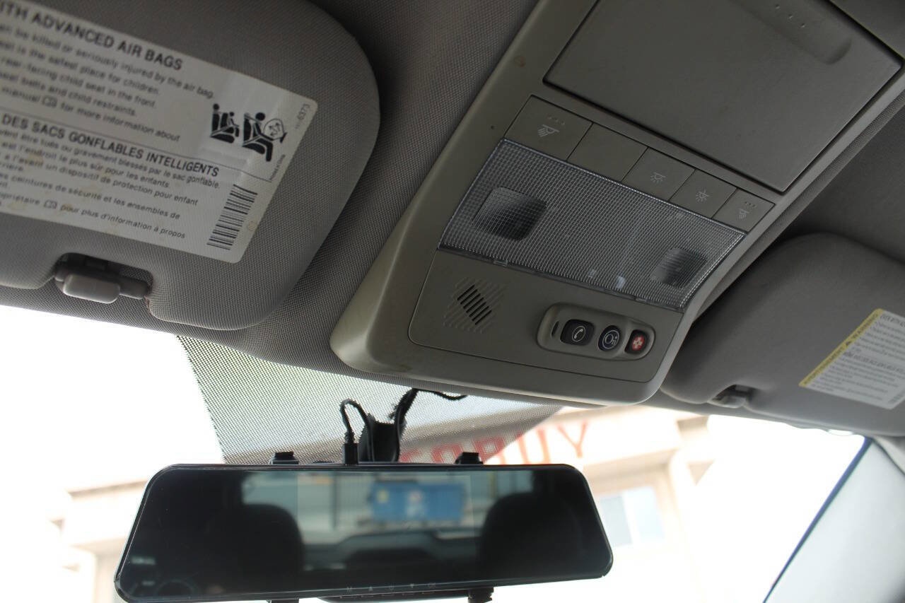 Used 2013 Chevrolet Captiva Sport LS image 37