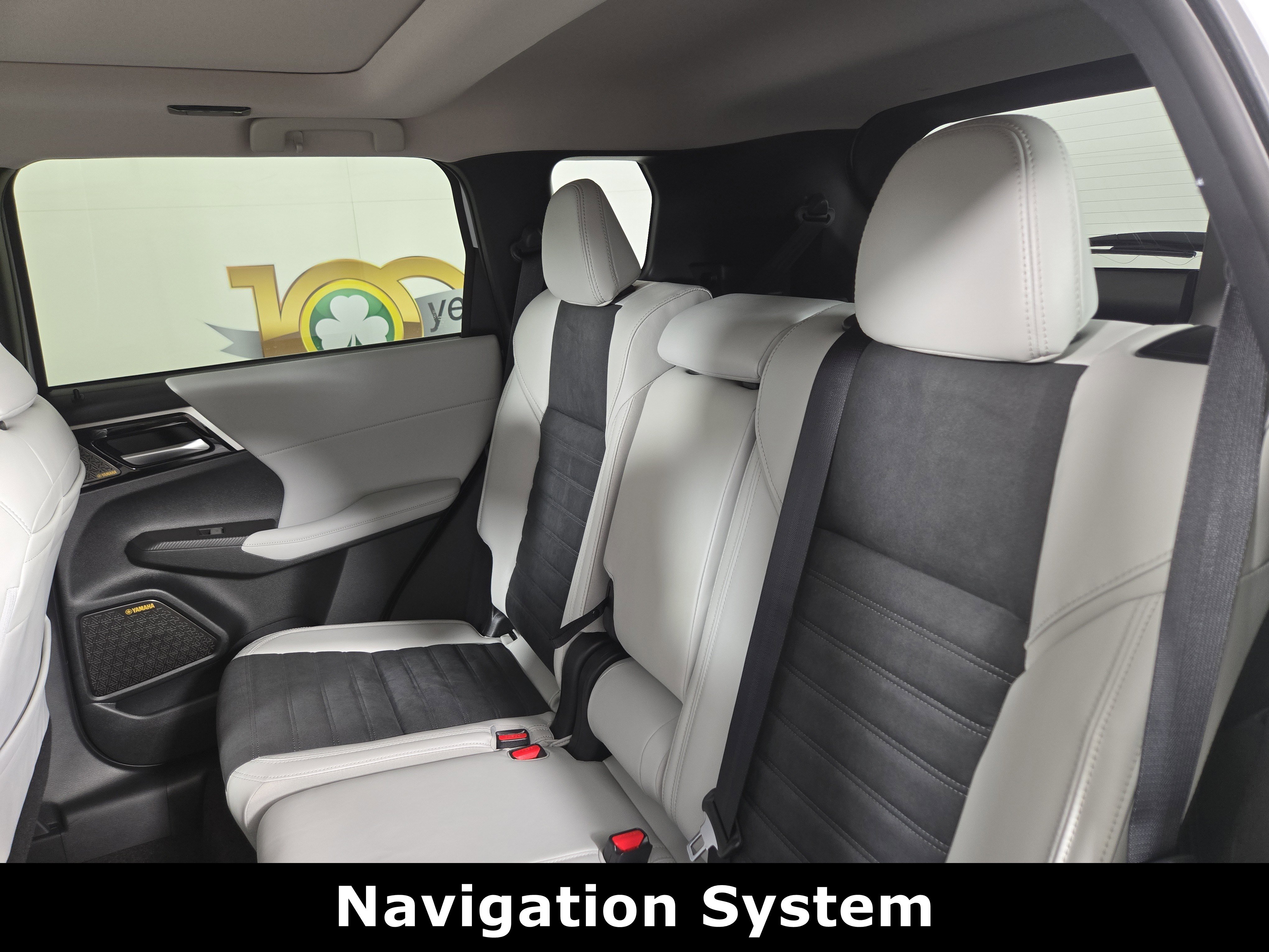 New 2026 Mitsubishi Outlander SE image 11