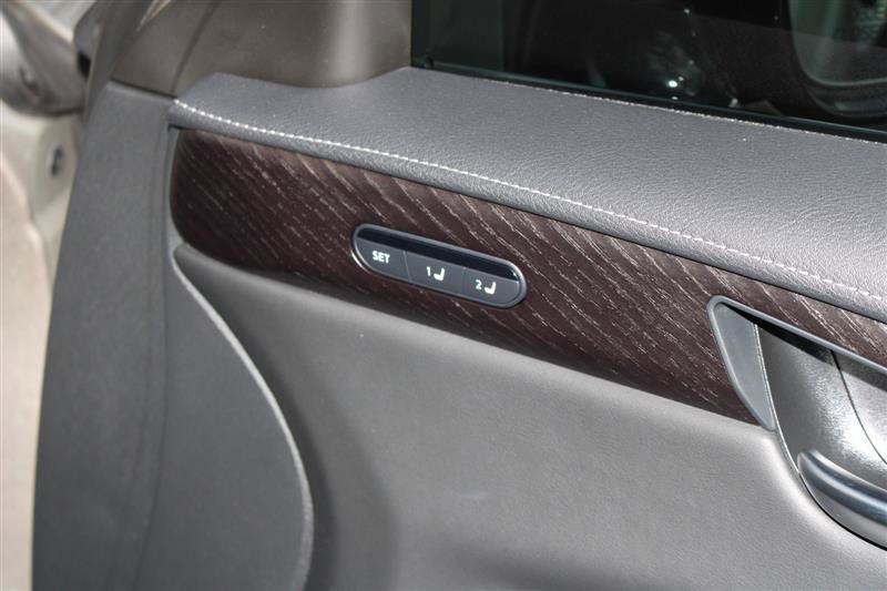 Used 2023 INFINITI QX60 Sensory w/ Vision Package image 16