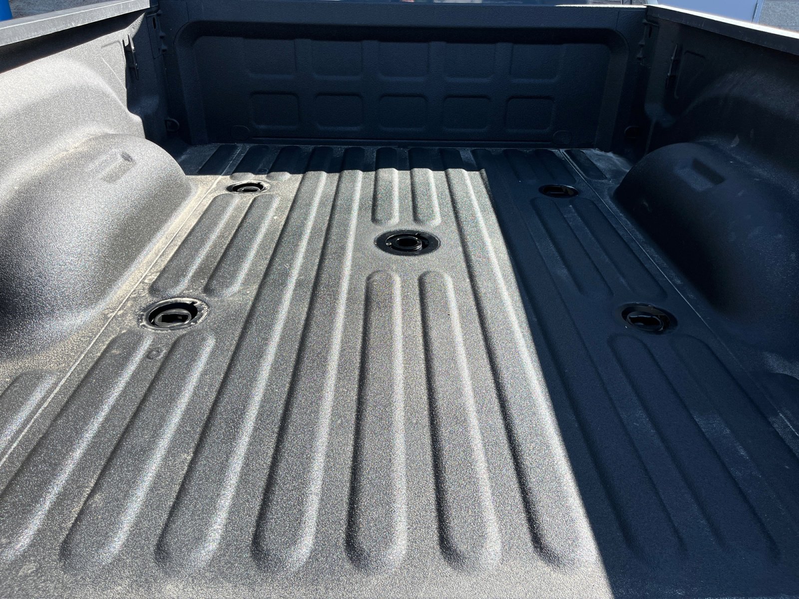 New 2025 RAM 2500 Laramie w/ Night Edition AWD/4WD image 26