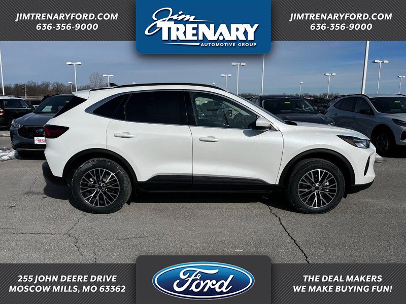 New 2025 Ford Escape SE image 1