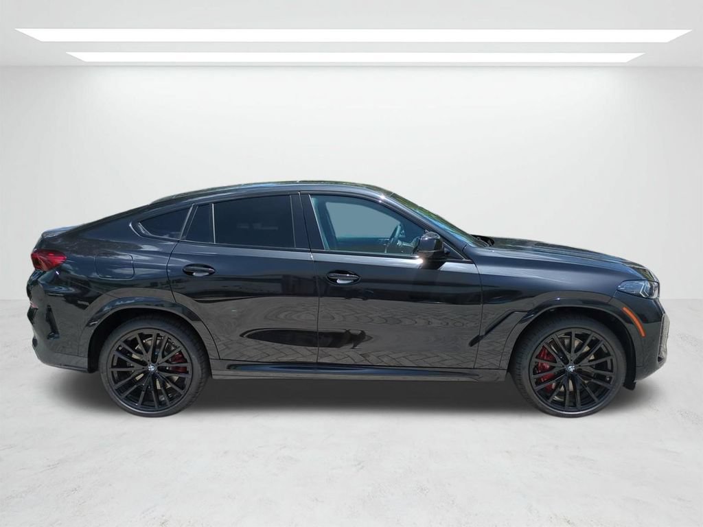 New 2027 BMW X6 M60i AWD/4WD image 3