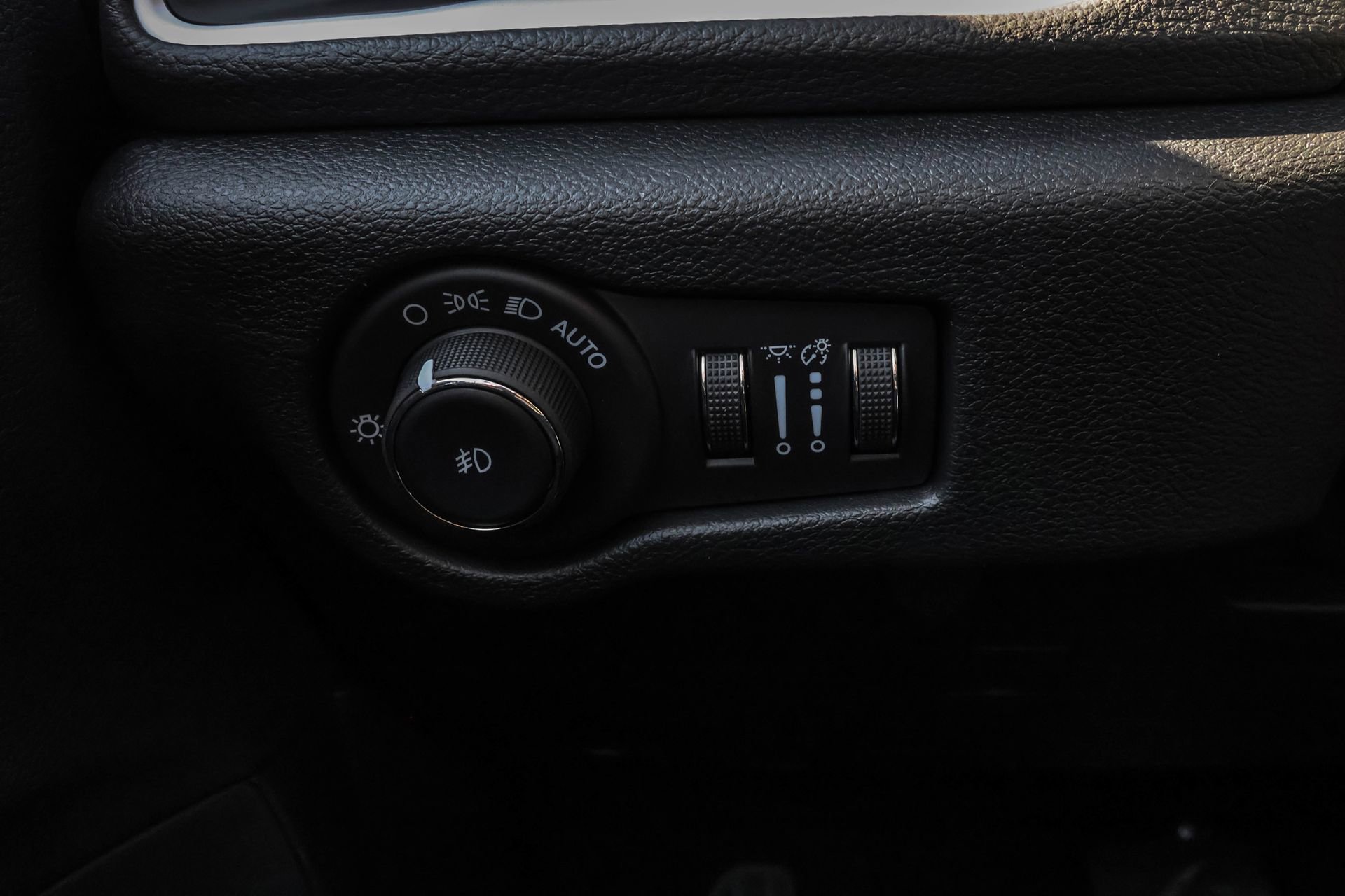 New 2026 Chrysler Pacifica Select image 27