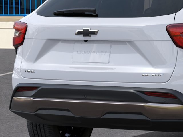 New 2026 Chevrolet Trax ACTIV w/ Sunroof Package FWD image 14