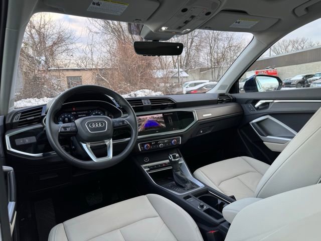 Certified 2025 Audi Q3 2.0T Premium w/ Convenience Package image 19