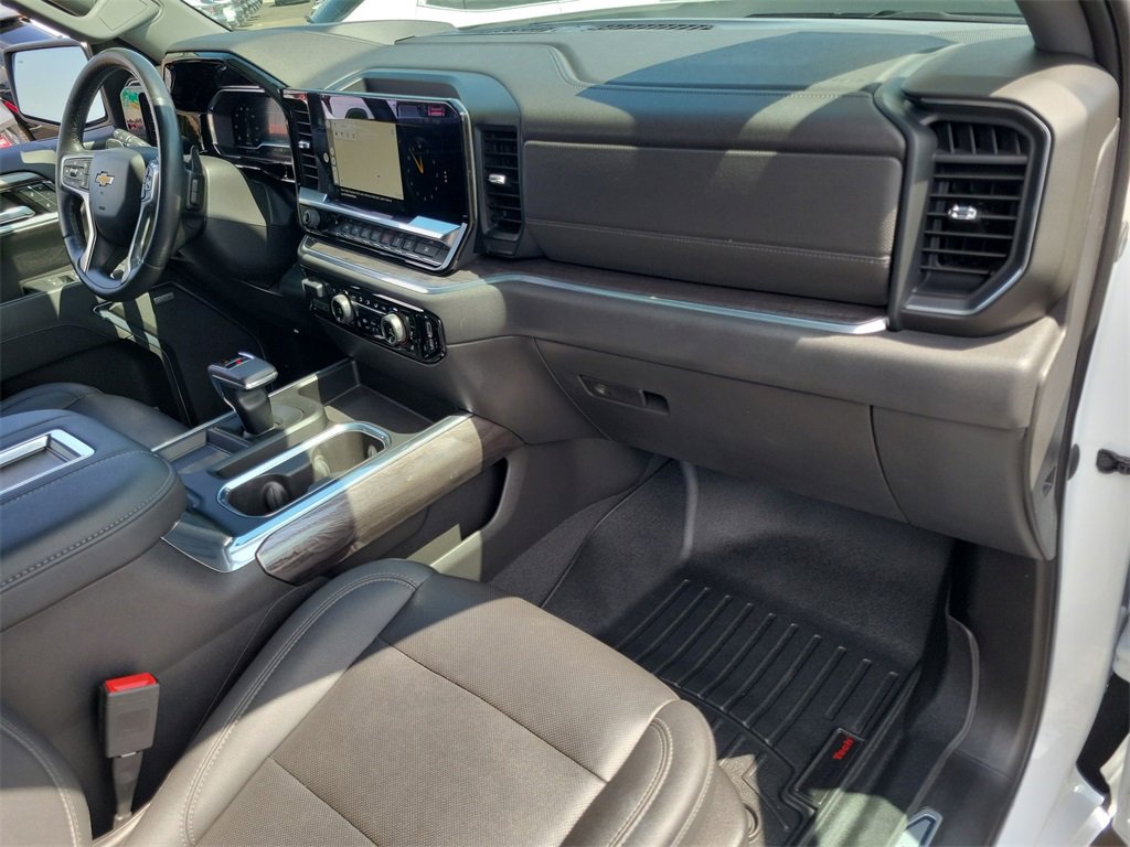 Certified 2022 Chevrolet Silverado 1500 LTZ w/ LTZ Premium Package image 35