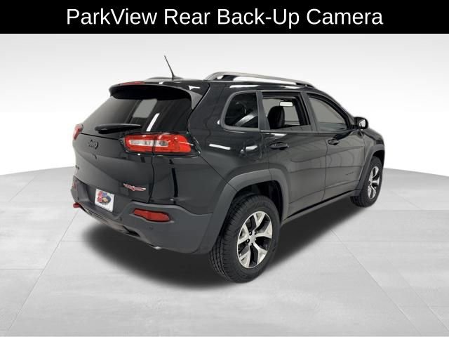 Used 2015 Jeep Cherokee Trailhawk image 6