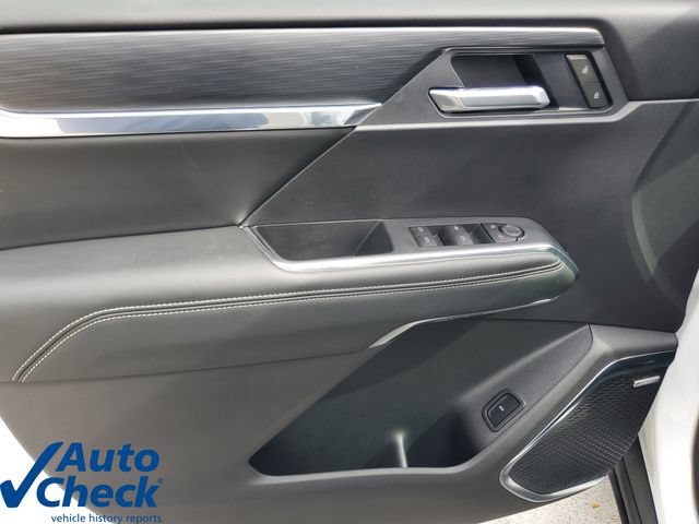Used 2025 GMC Acadia Elevation w/ Black Edition FWD image 21