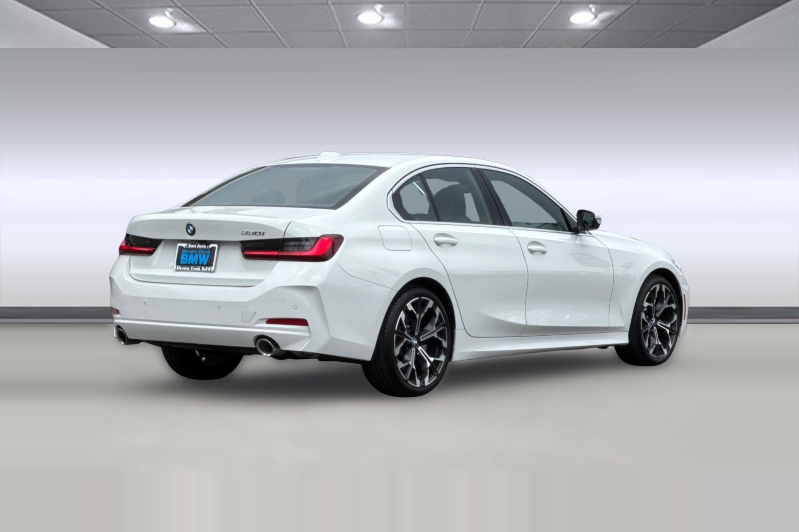 Certified 2025 BMW 330i Sedan w/ Convenience Package RWD image 9