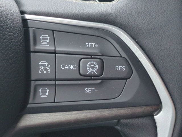 New 2026 Jeep Grand Cherokee L Limited AWD/4WD image 27