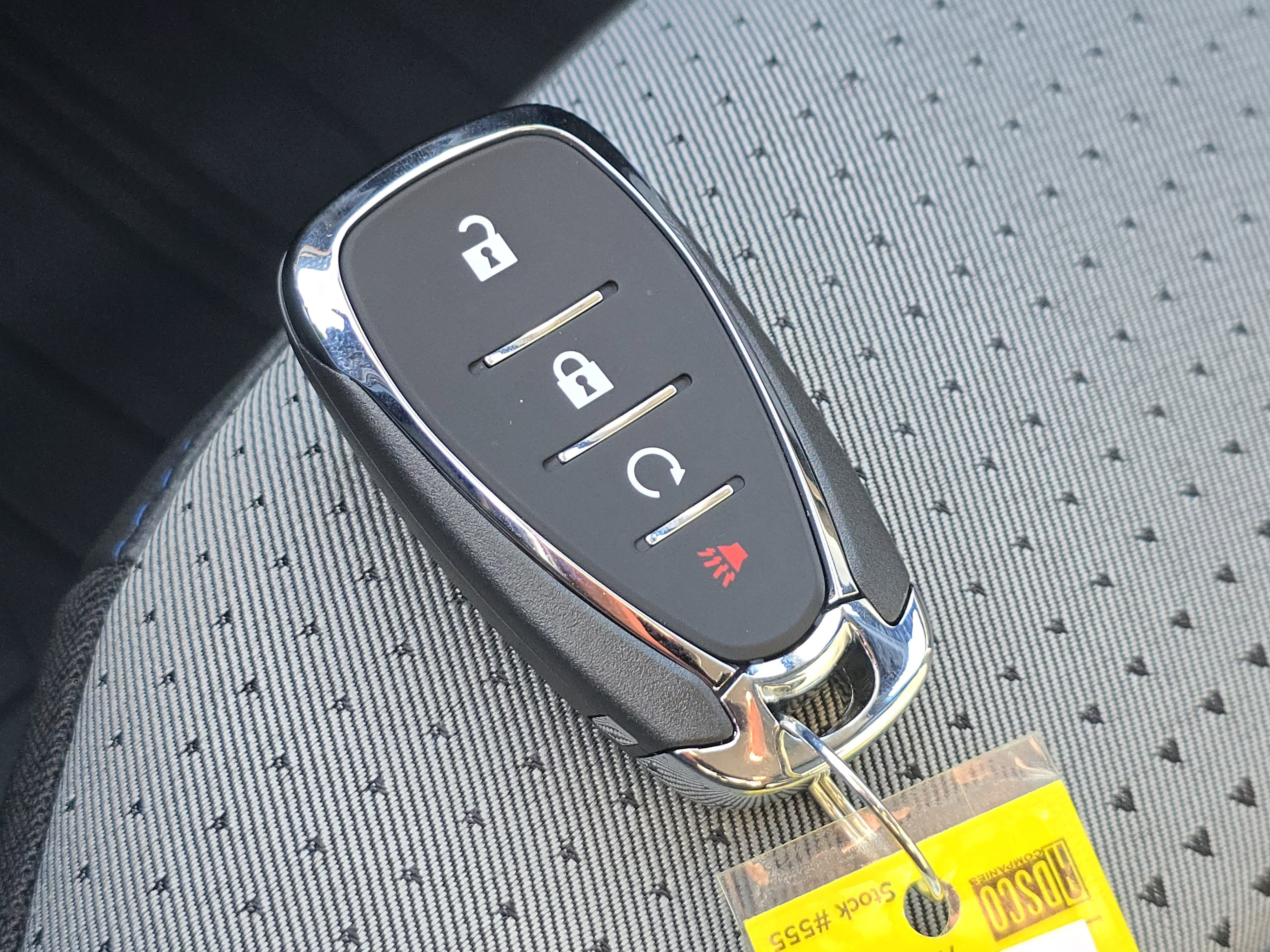 New 2026 Chevrolet Trax LT w/ Sunroof Package image 32