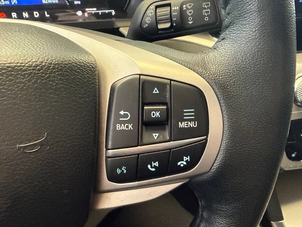 Used 2023 Ford Explorer XLT w/ Equipment Group 202A AWD/4WD image 19