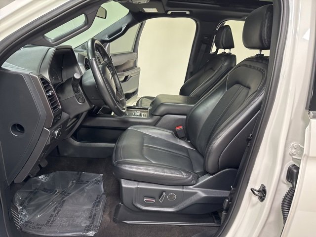 Used 2021 Ford Expedition Limited image 15