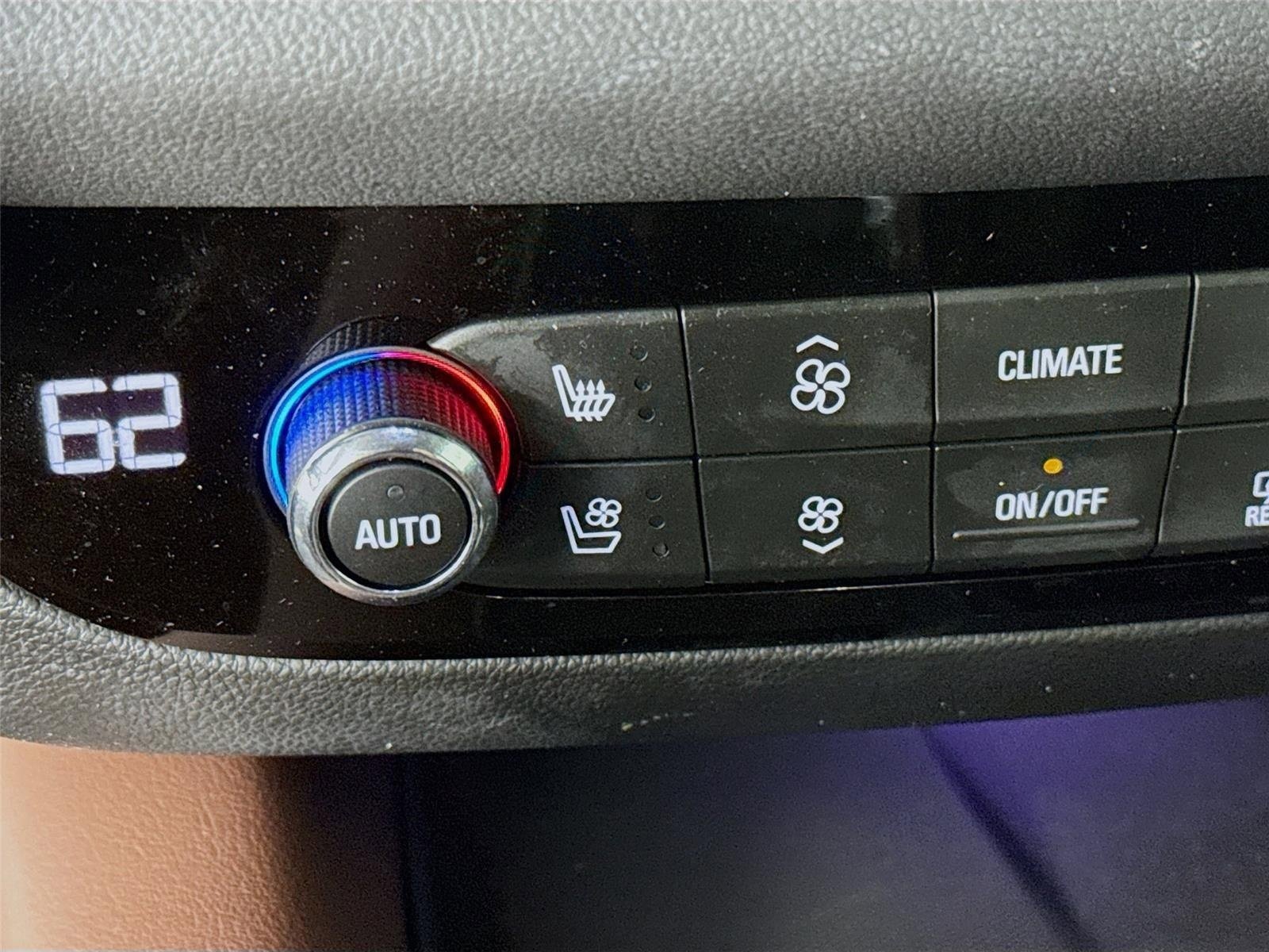 Certified 2018 Buick Enclave Avenir w/ Avenir Technology Package FWD image 23