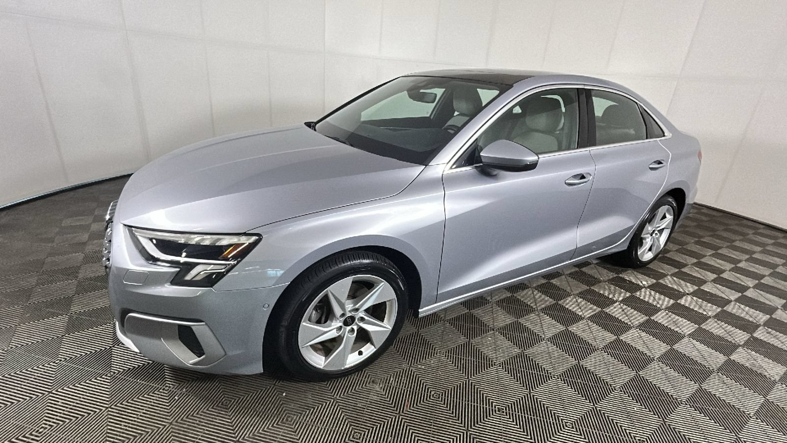 Used 2024 Audi A3 2.0T Premium FWD image 6