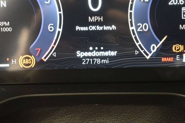 Used 2023 Jeep Grand Cherokee Overland w/ Adv Protech Group III AWD/4WD image 30