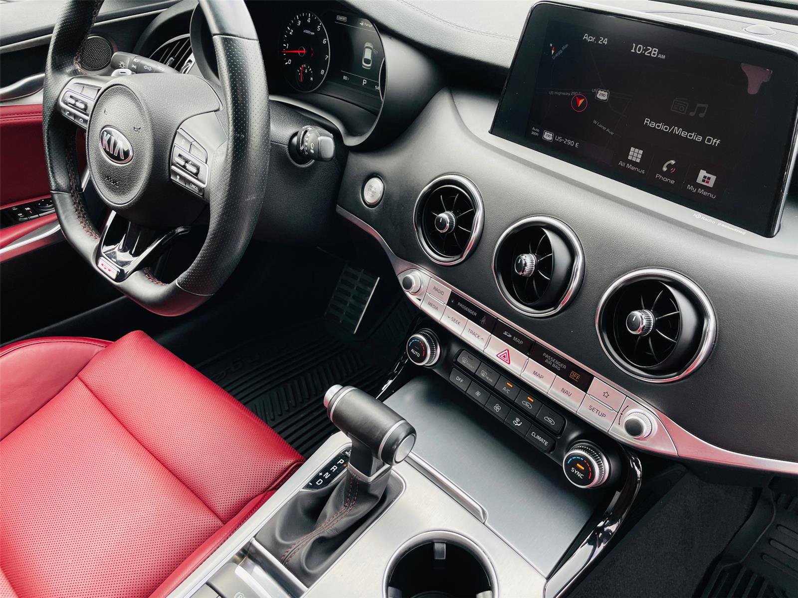 Used 2021 Kia Stinger GT1 RWD image 18