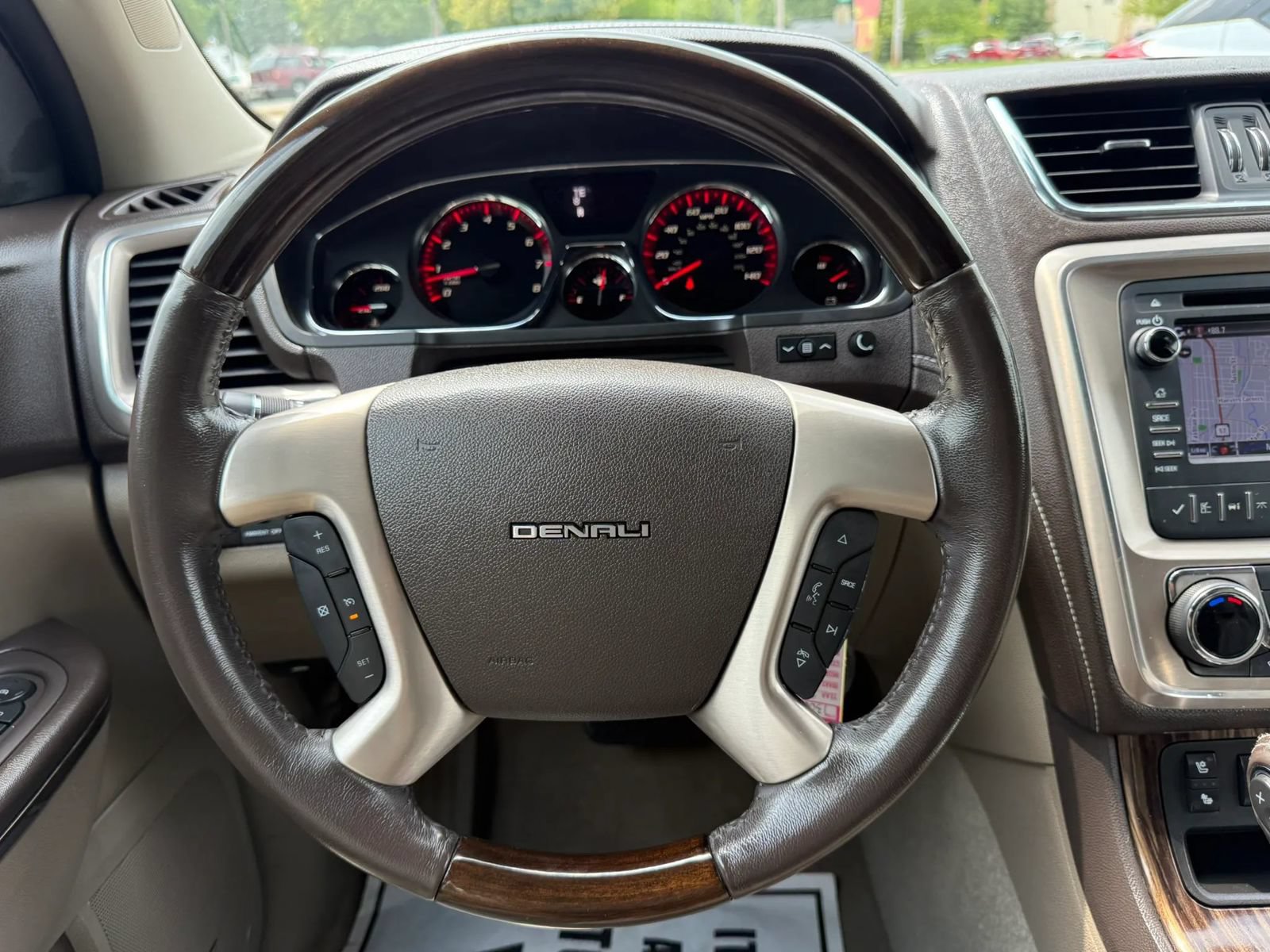 Used 2013 GMC Acadia Denali AWD/4WD image 33
