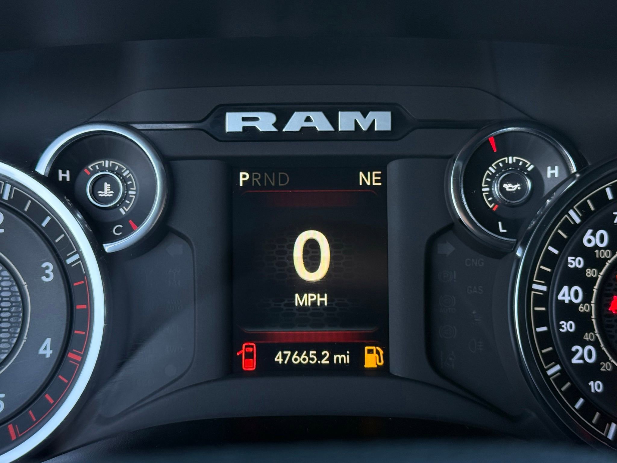 Used 2024 RAM 3500 SLT w/ Quick Order Package 2YG SLT AWD/4WD image 48