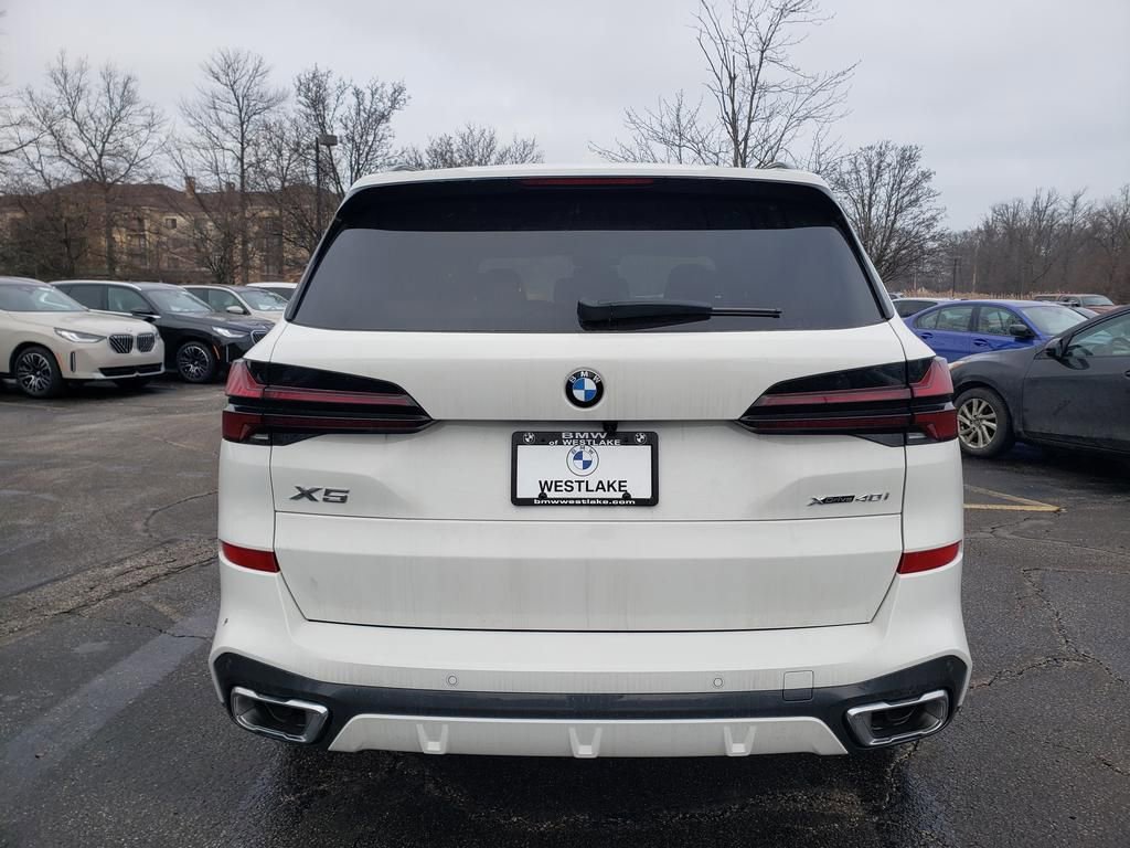 New 2026 BMW X5 xDrive40i w/ M Sport Package image 5
