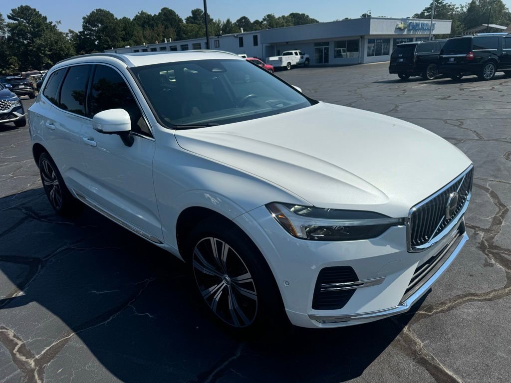 Used 2022 Volvo XC60 B6 Inscription w/ Advanced Package image 13