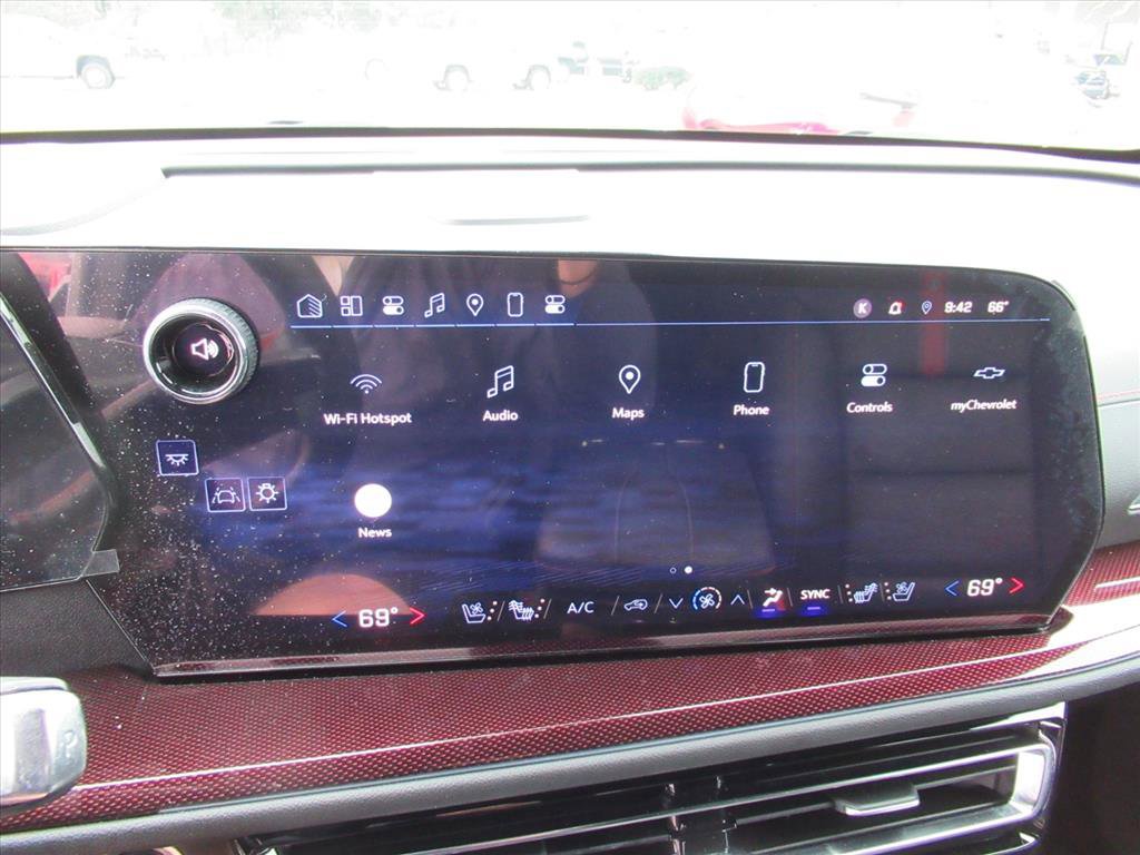 Used 2024 Chevrolet Traverse RS w/ LPO, Floor Liner Package image 27