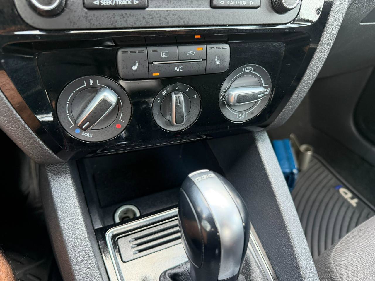 Used 2015 Volkswagen Jetta TDI S image 26