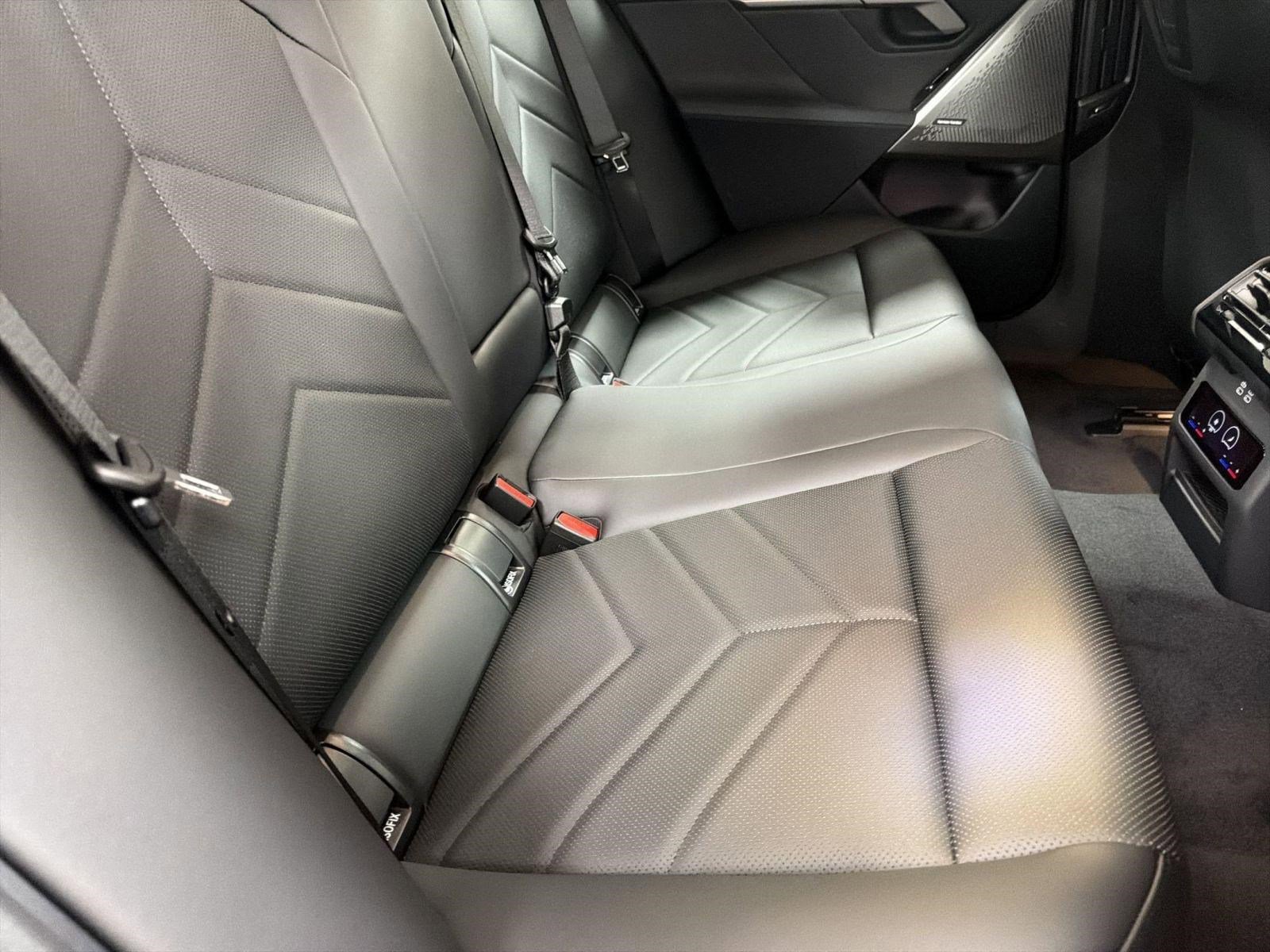 New 2026 BMW 530i xDrive w/ M Sport Package AWD/4WD image 28