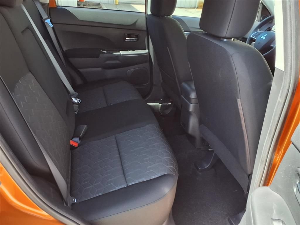 Used 2022 Mitsubishi Outlander Sport ES FWD image 12