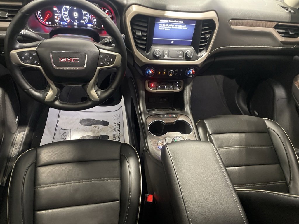 Used 2023 GMC Acadia Denali image 32