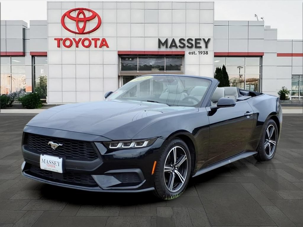 Used 2024 Ford Mustang Premium RWD image 8