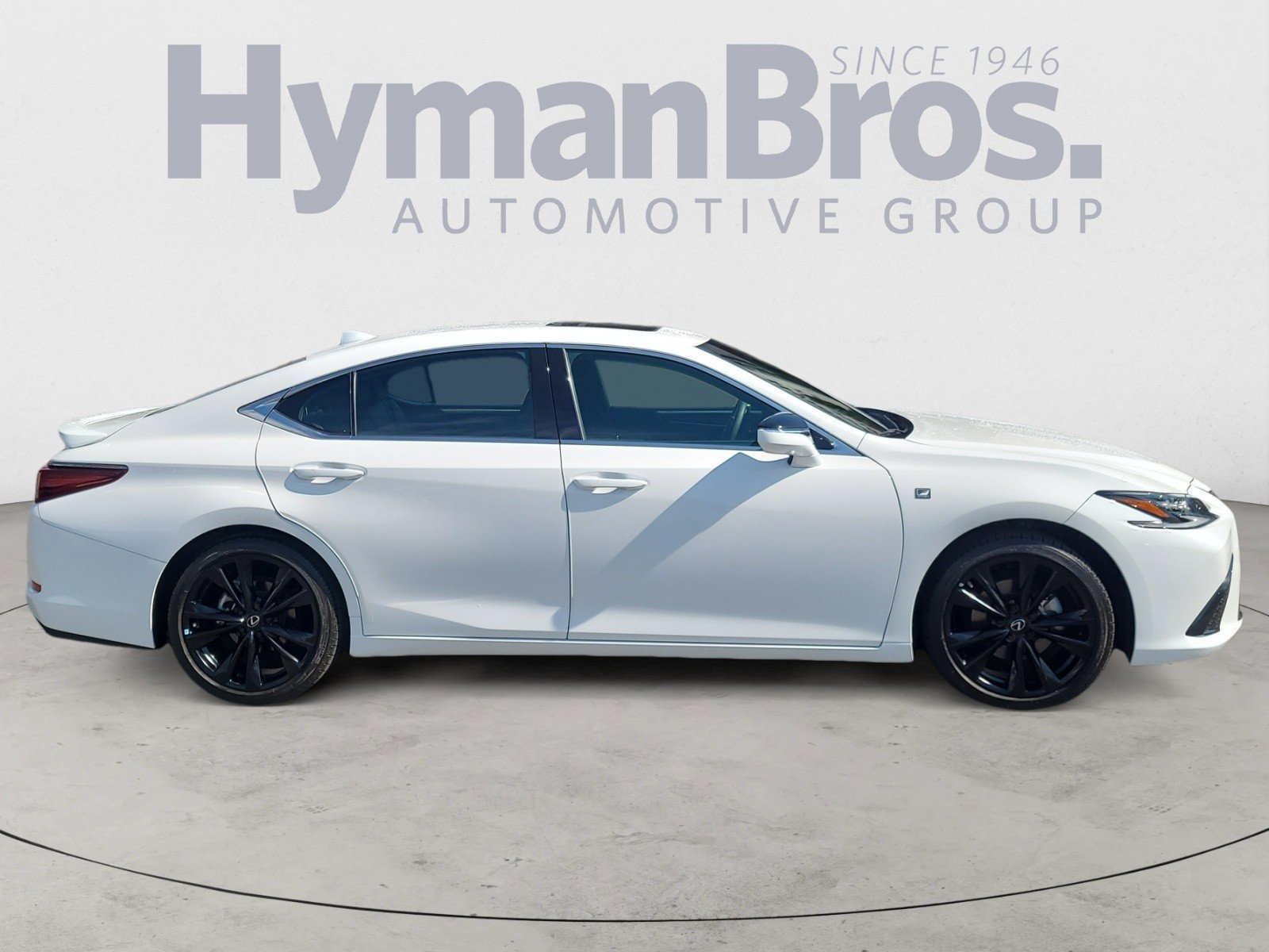 Used 2023 Lexus ES 350 F Sport image 2