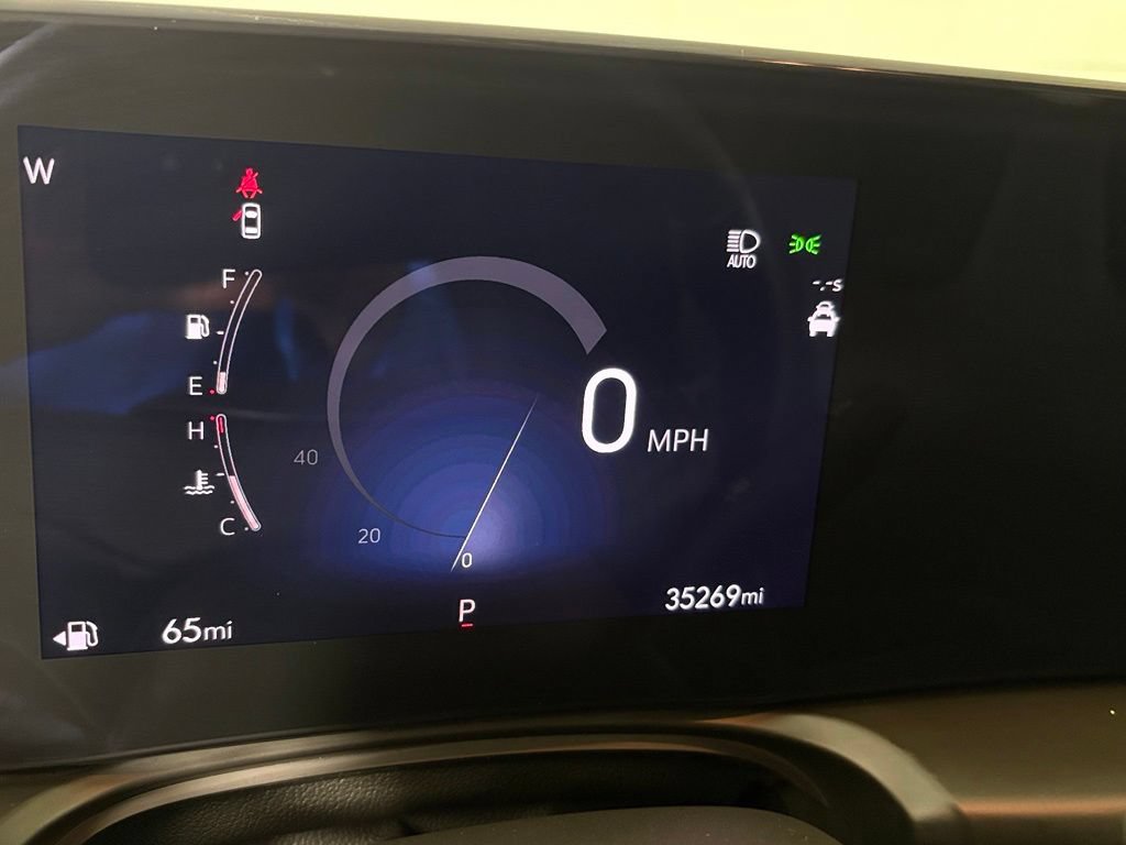 Certified 2024 Buick Encore GX Preferred w/ Comfort Package FWD image 25