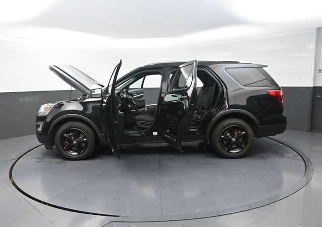 Used 2017 Ford Explorer XLT AWD/4WD image 44