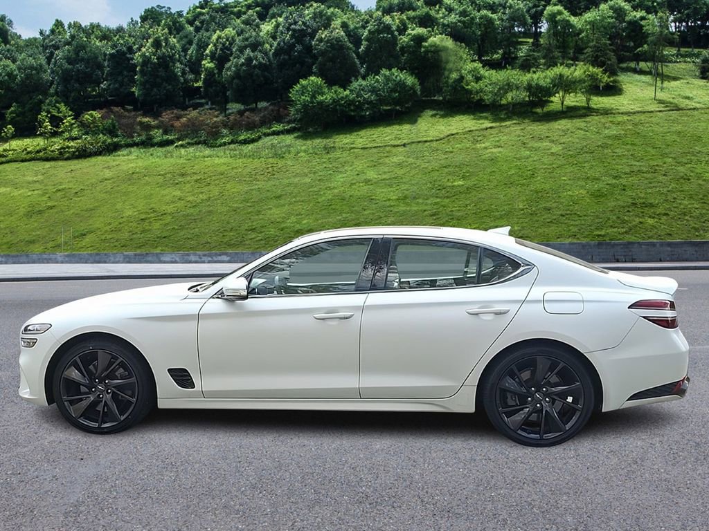 Used 2023 Genesis G70 3.3T w/ Sport Advanced Package image 5