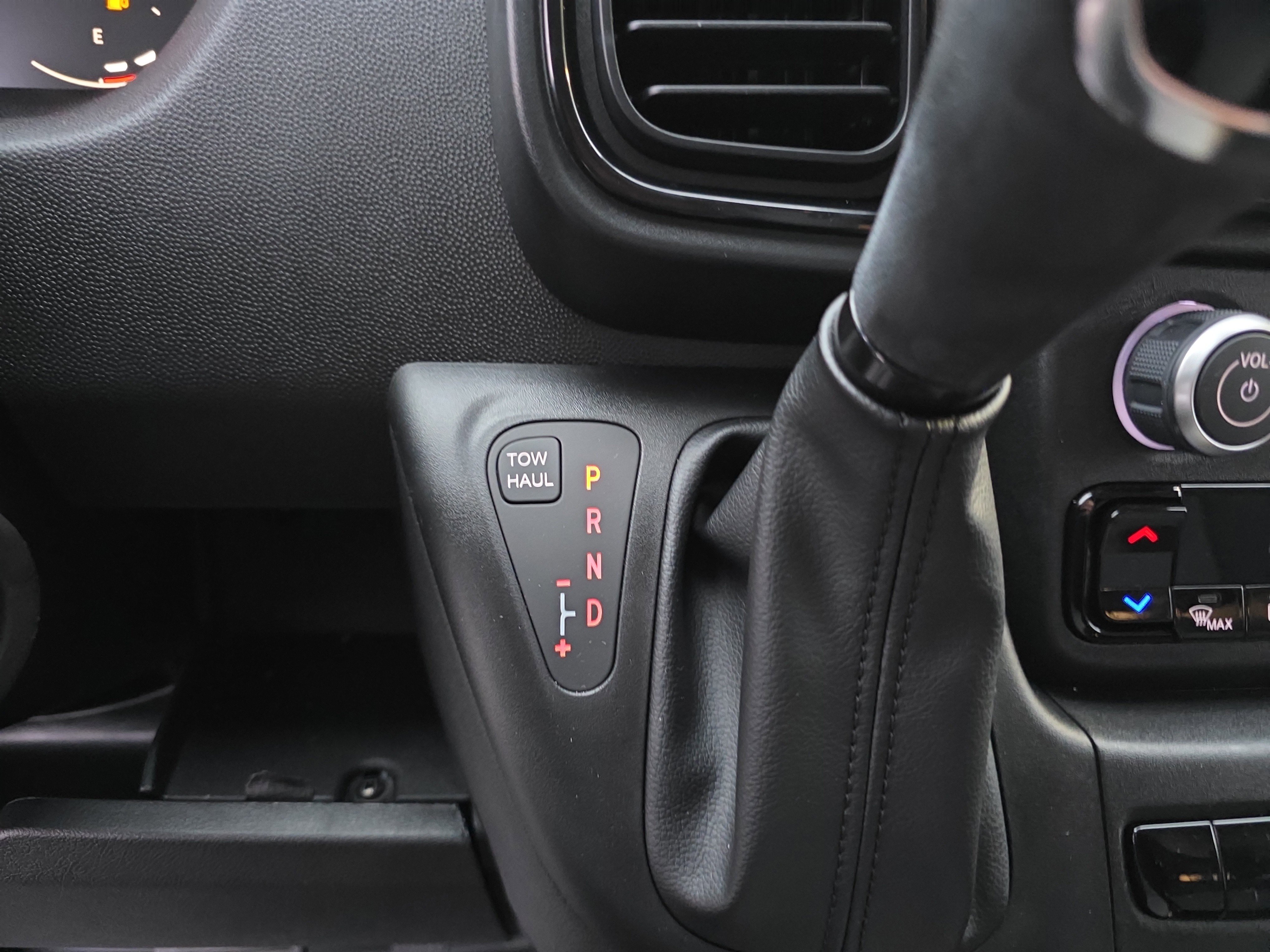 New 2026 RAM ProMaster 3500 w/ Premium Convenience Group image 9