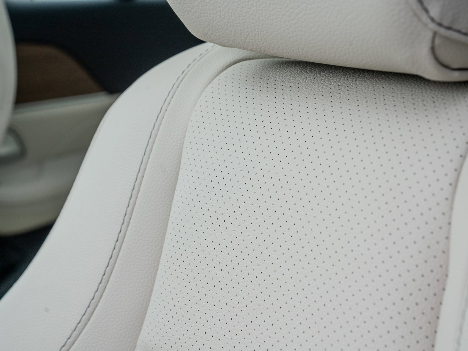 Certified 2026 Mercedes-Benz GLE 450 4MATIC image 23