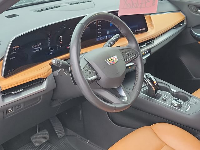 Used 2024 Cadillac XT4 Premium Luxury AWD/4WD image 25