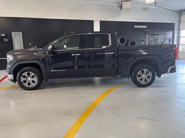 Used 2025 GMC Sierra 1500 SLT image 3