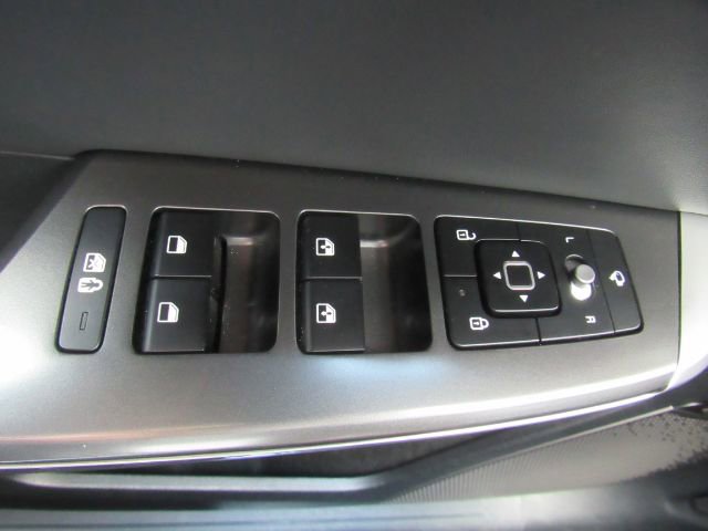 Used 2023 Kia EV6 Wind image 38