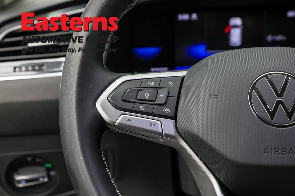 Used 2023 Volkswagen Tiguan SE image 15