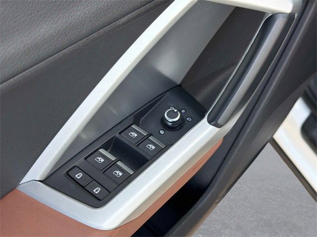 Used 2020 Audi Q3 2.0T Premium Plus w/ Premium Plus Package image 19