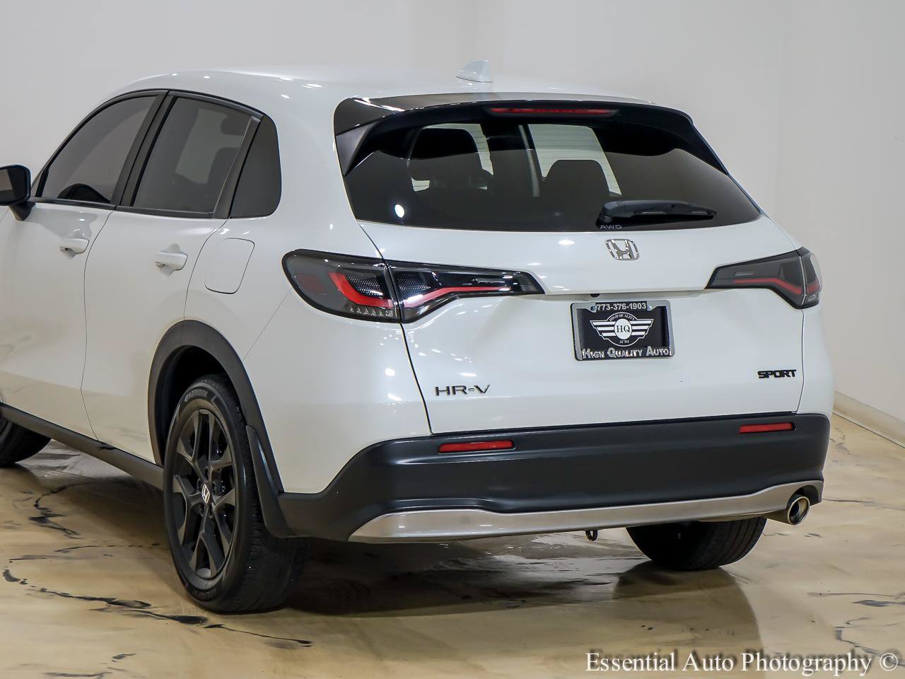 Used 2023 Honda HR-V Sport image 9