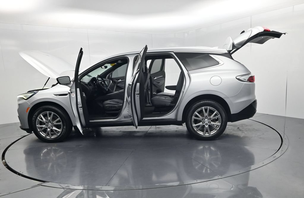 Used 2022 Buick Enclave Premium FWD image 61