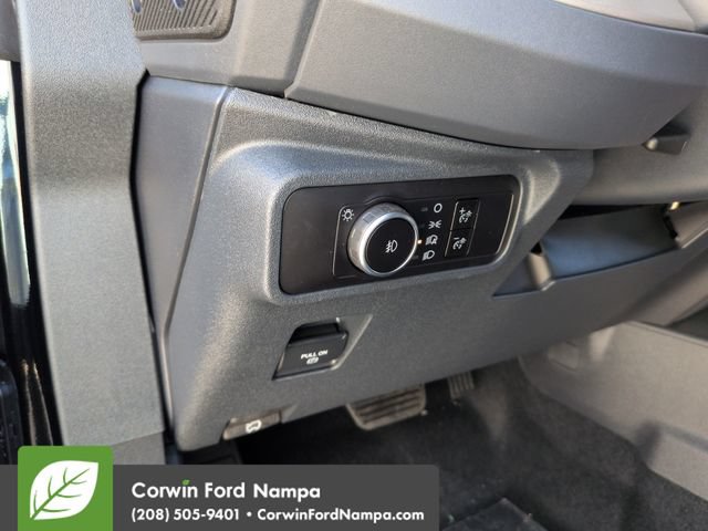 New 2026 Ford Bronco Outer Banks w/ Black Appearance Package AWD/4WD image 13